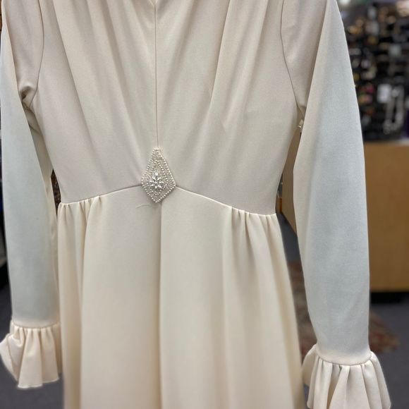 Vintage ivory wedding gown by bianchi Small - Picture 3 of 9